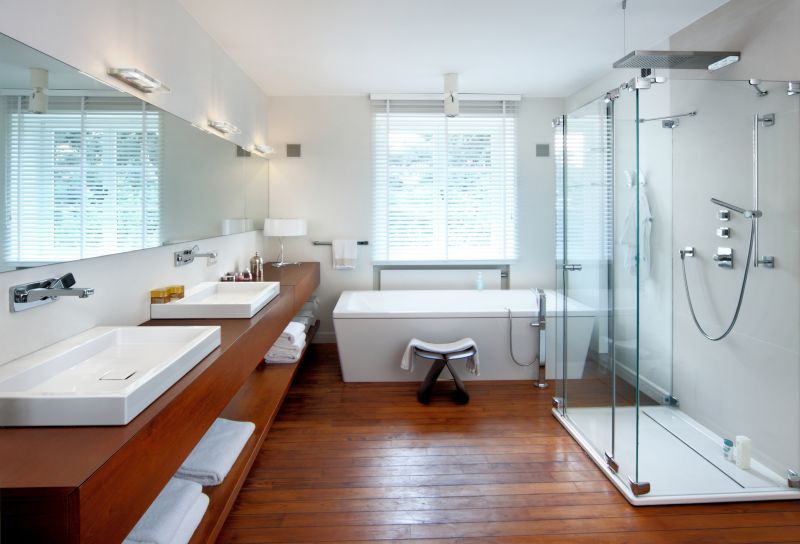Modern Ensuite Bathroom